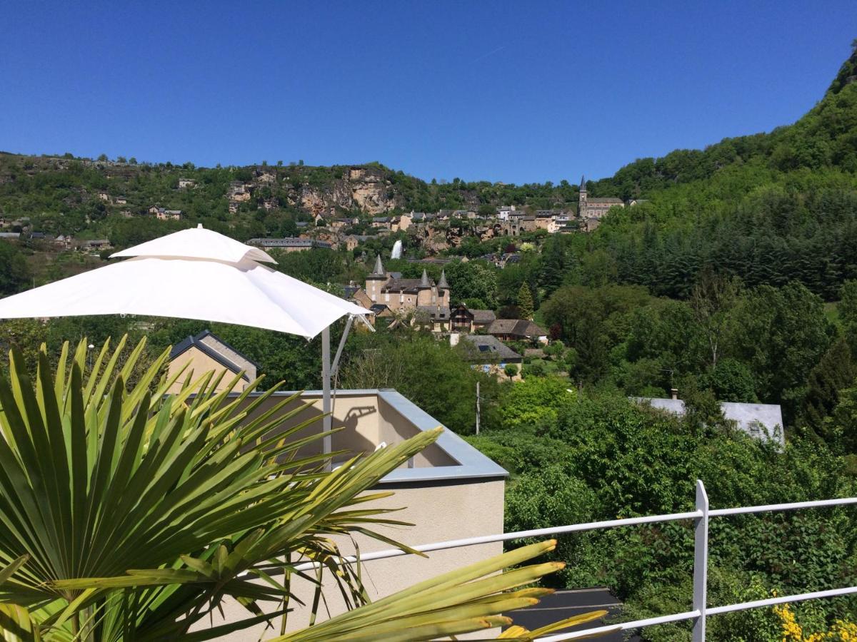 Bed and Breakfast La Desirade Salles-la-Source Esterno foto