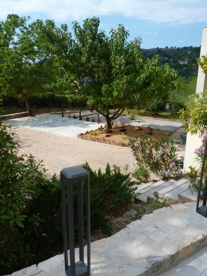 Bed and Breakfast La Desirade Salles-la-Source Esterno foto