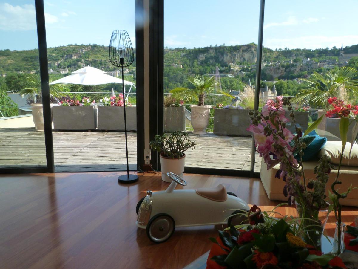 Bed and Breakfast La Desirade Salles-la-Source Esterno foto